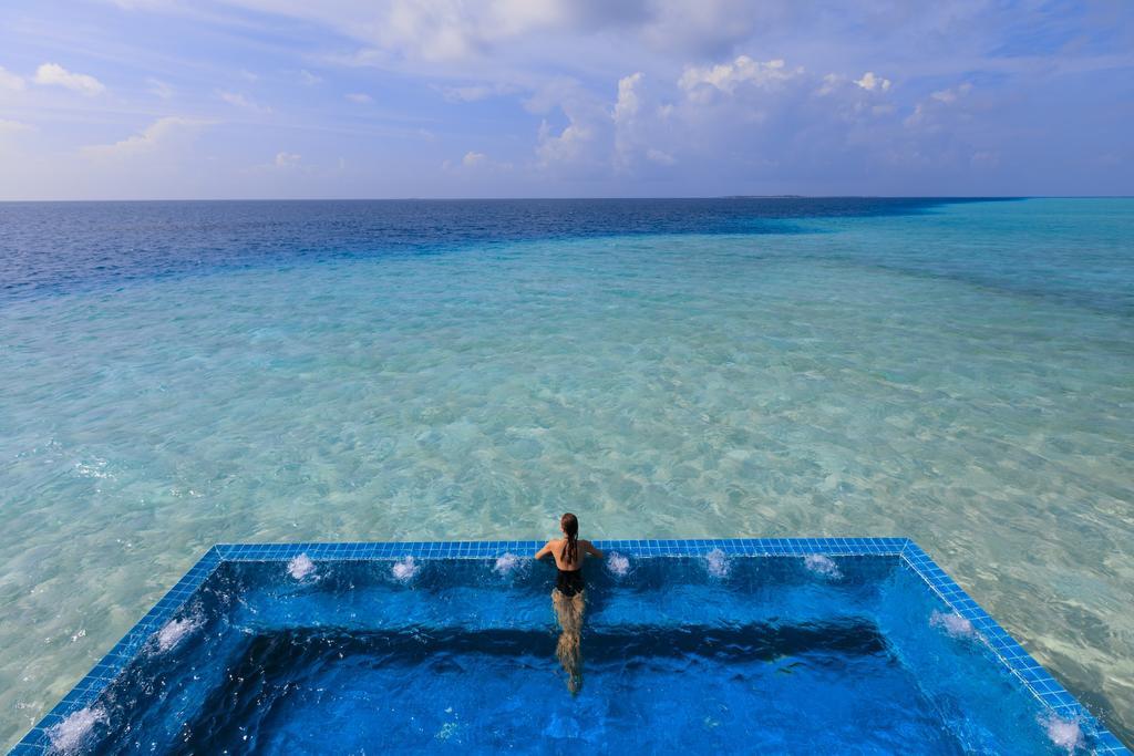 Hotel Velassaru Maldives Exterior foto